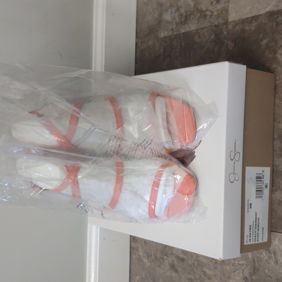 Peach Strap heels - Picture 8 of 8